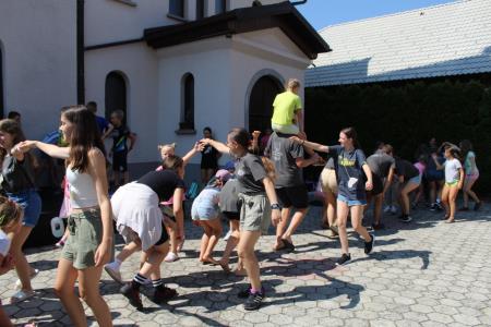 Oratorij Šmartno v Tuhinju 200 pohodnikov na poti (15)